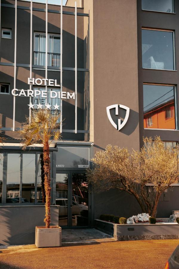 Hotel Carpe Diem โมสตาร์ ภายนอก รูปภาพ