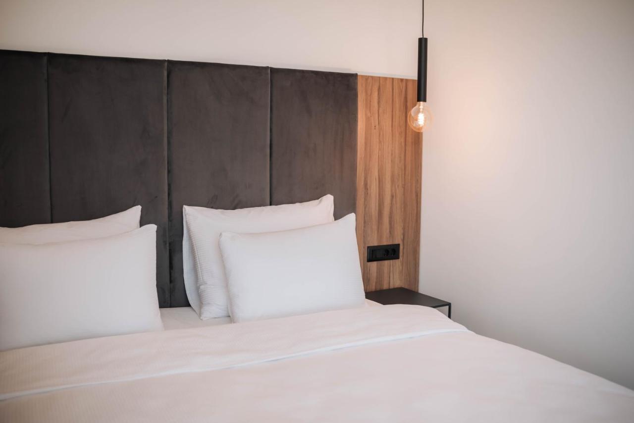 Hotel Carpe Diem โมสตาร์ ภายนอก รูปภาพ