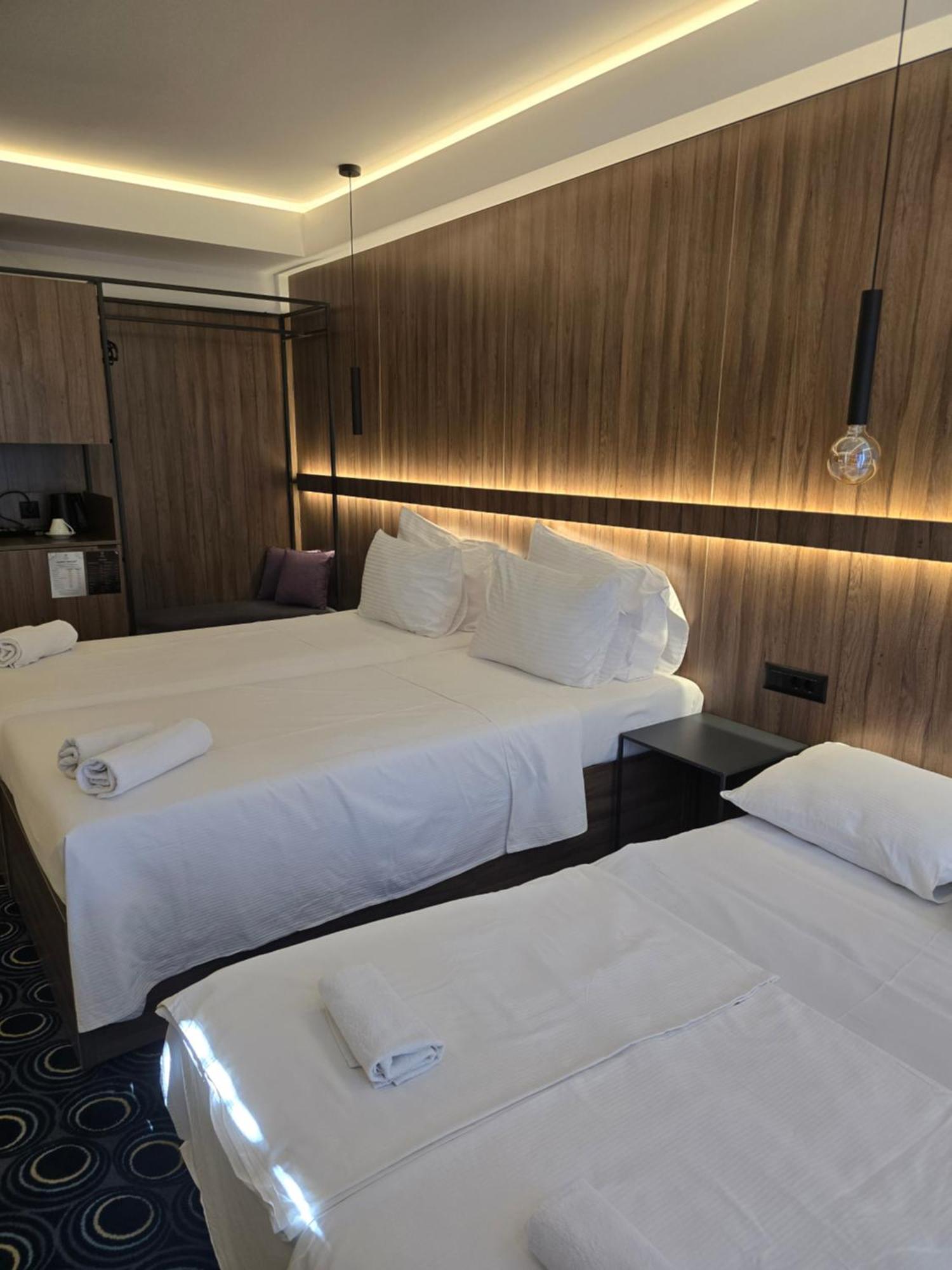 Hotel Carpe Diem โมสตาร์ ภายนอก รูปภาพ